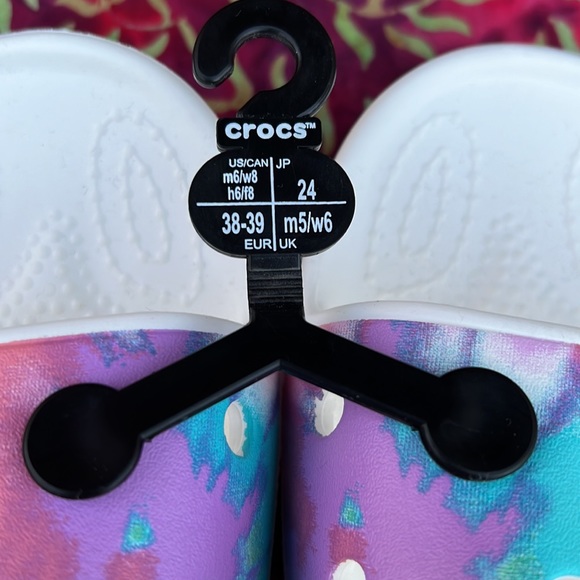 New Crocs Colorful Tie Dye Slide Sandals - Picture 10 of 16